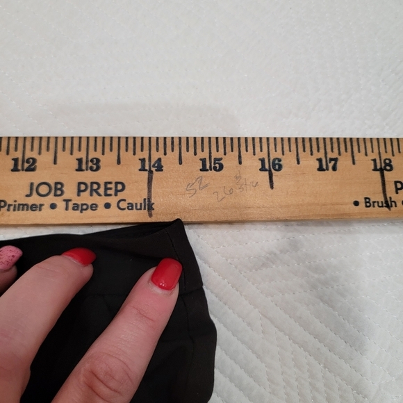 ASOS pleated highrise flowy black shorts - Picture 12 of 12